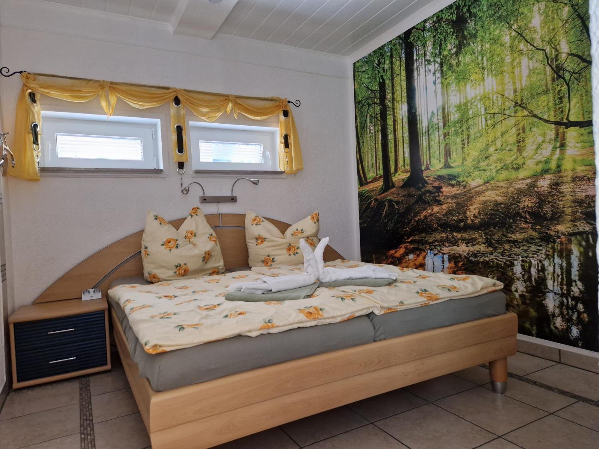 Ferienwohnung Am Oepitzer Berg Pößneck Exterior foto